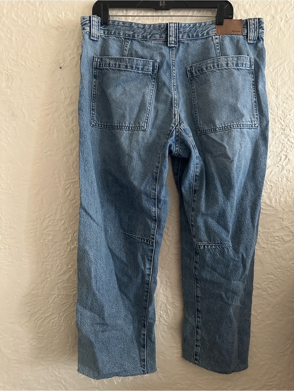 Madewell the Darted Barrel Leg Jeans 31 Riverbend Medium Wash Rigid Raw Hems - Picture 10 of 15